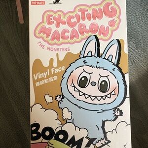 Pop Mart Exciting Macaron lychee berry